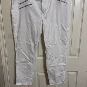 Lane Bryant 'Genius Fit - "Zippers" -  White Ankle Jeans - Size 28W